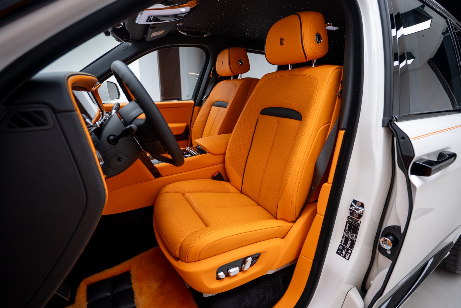 2025 ROLLS ROYCE CULLINAN |BLACK BADGE | FULL OPTION